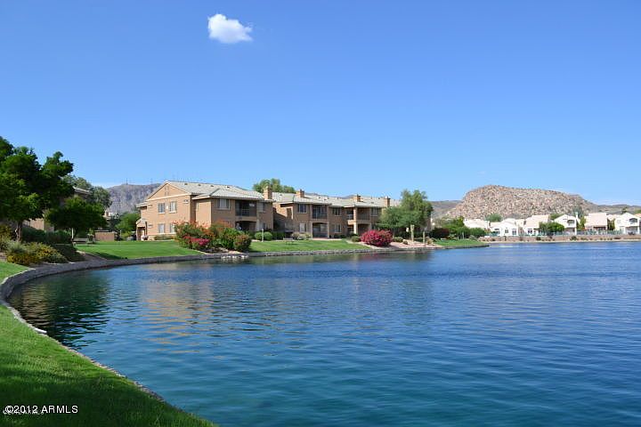 2nd image of 16013 S DESERT FOOTHILLS Parkway E #2086