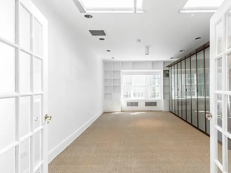 306 E 81st St #2 — Photo 7