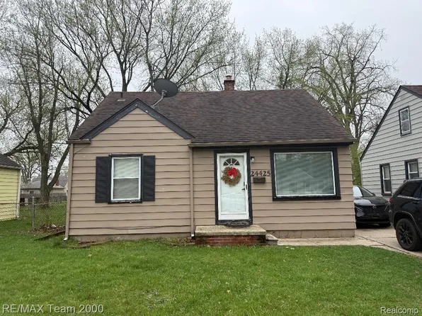 24425 Stanford St, Dearborn Heights, MI 48125