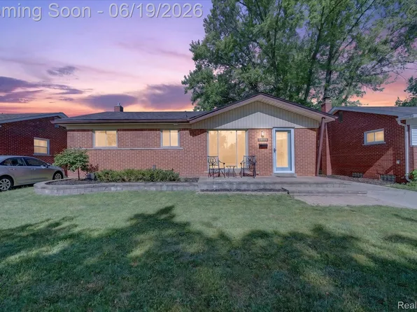 29385 Spoon Ave, Madison Heights, MI 48071