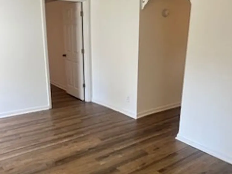 1508 Bay St — Photo 3