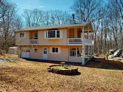 119 Robin Ln, Dingmans Ferry, PA, 18328