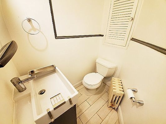 5th image of 434 Quincy St #1