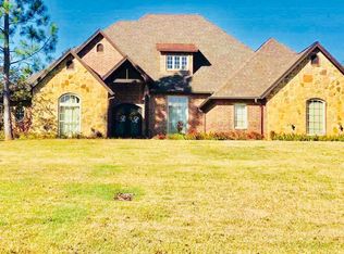 110 Timber Falls Dr, Longview, TX 75605