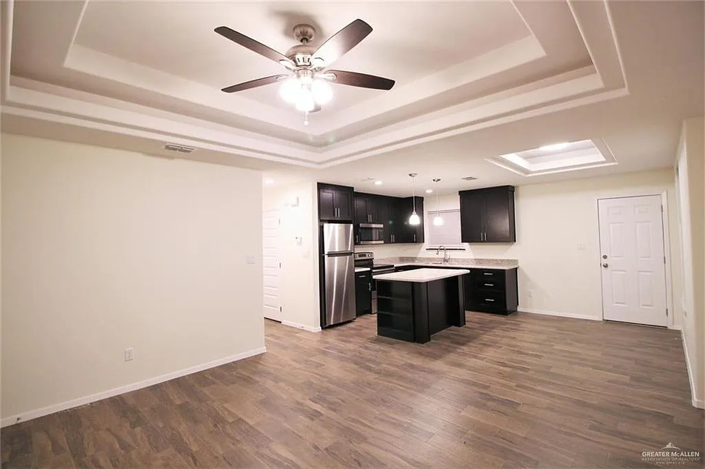 2 bed, 2.0 bath, 940 sqft, $995 — Photo 3