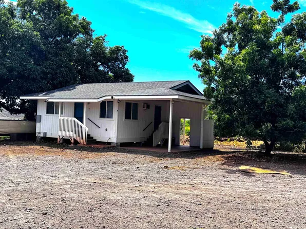 135 Makaena Pl, Kaunakakai, HI 96748