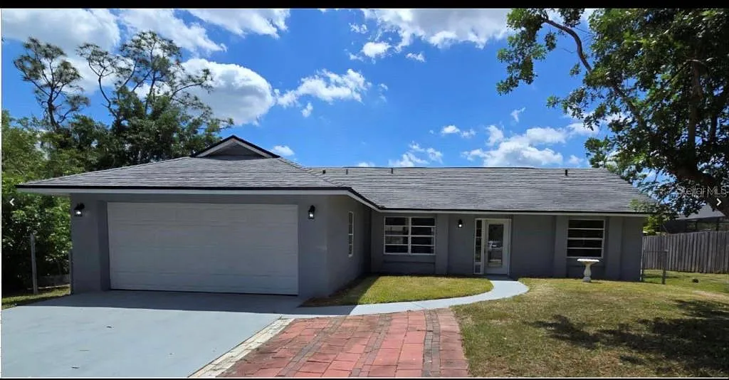 3 bed, 2.0 bath, 1344 sqft, $1,950 — Photo 3