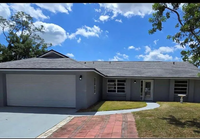 34 Emerson Dr NW — Photo 3