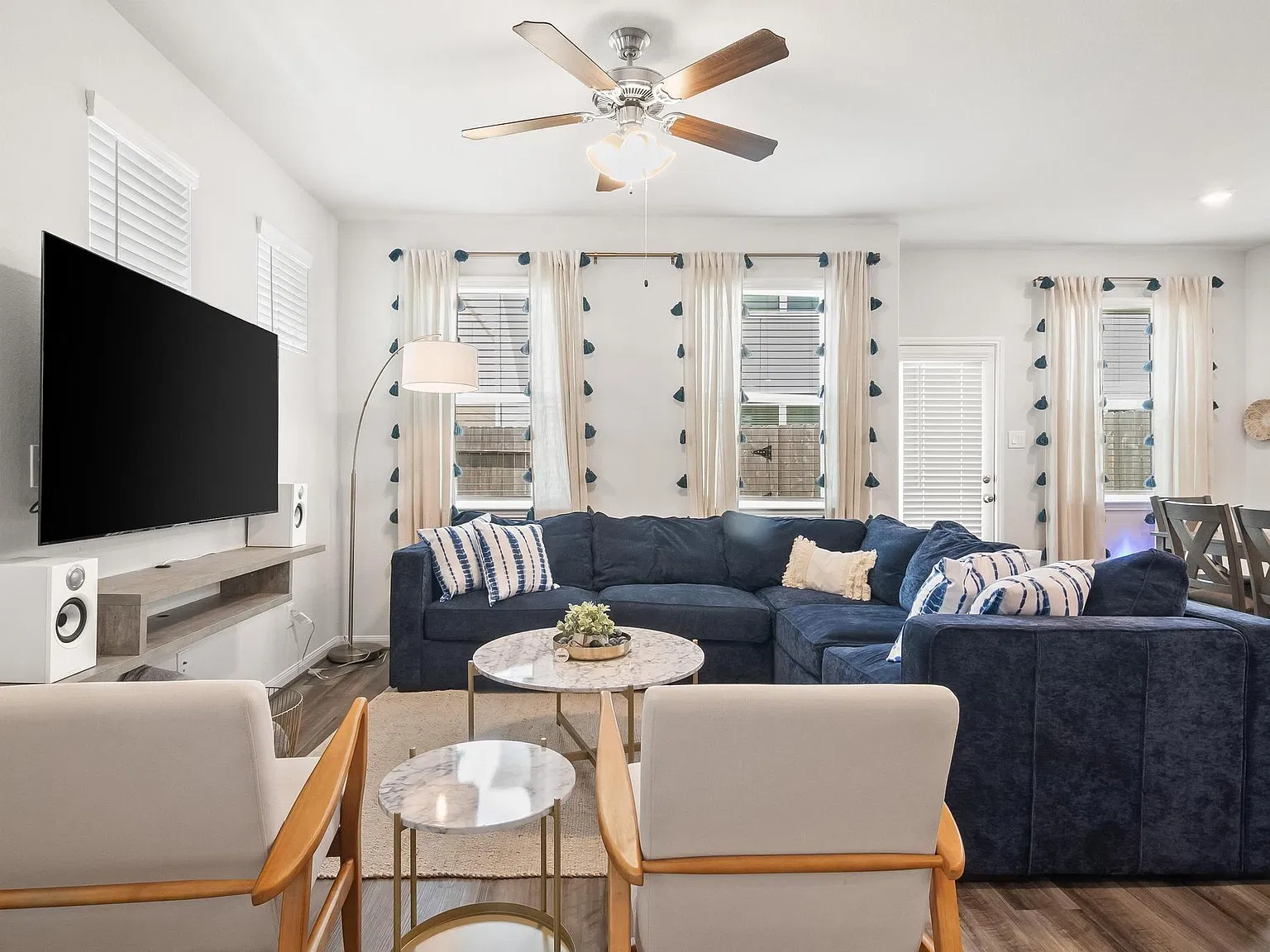 3 bed, 2.5 bath, 1795 sqft, $2,449 — Photo 4