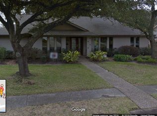 5119 Loch Lomond Dr, Houston, TX 77096