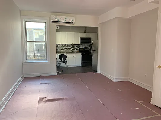 Rented by Commercial Acquisitions Inc. | media 18