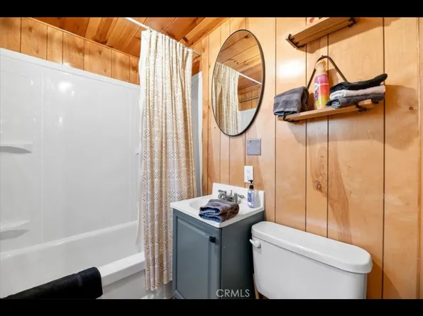 317 Moreno Ln, Sugarloaf, CA 92386