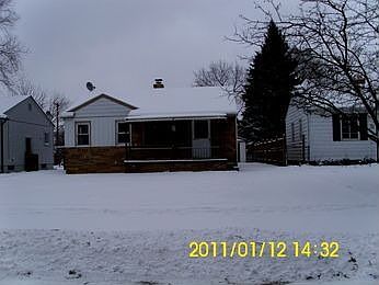 1st image of 16520 Woodbine St