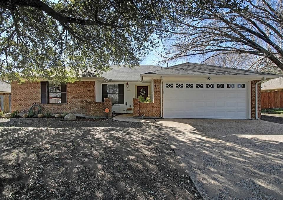 1st image of 1104 Murry Dr N