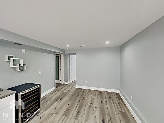 4th image of 77 Westfield Ave