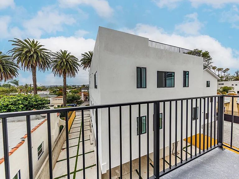 2026 Luxury 3, 4 & 5 Bed Townhomes — Photo 122