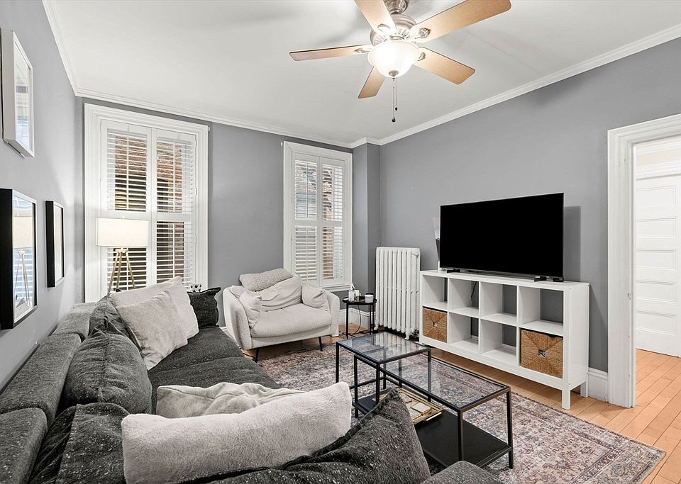 1st image of 386 Commonwealth Ave #23