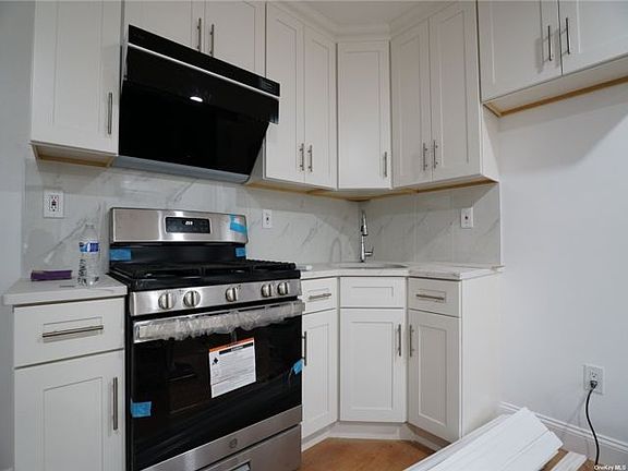 4th image of 61-43 170th St Floor 1