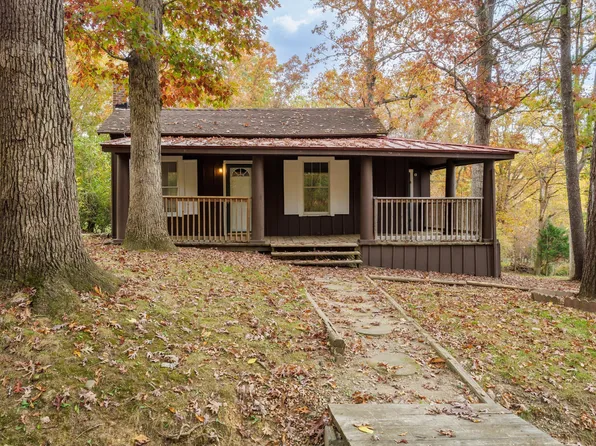 3425 Choctaw Rd, Salem, VA 24153