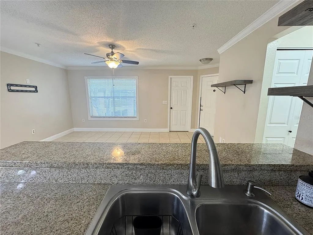 2 bed, 2.0 bath, 1019 sqft, $1,500 — Photo 4