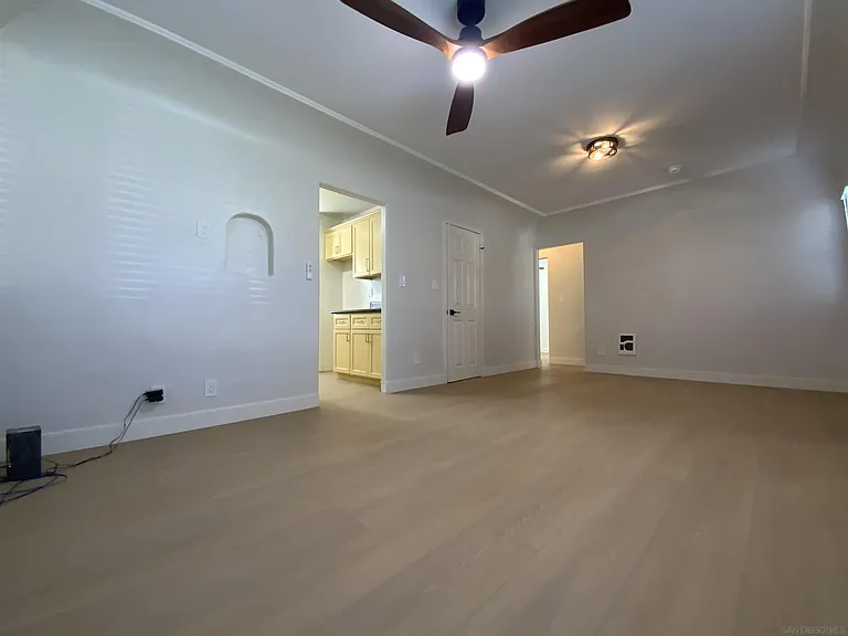 520 Glover Ave #A — Photo 5