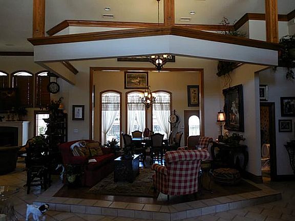 5th image of 1409 Coventry Cir
