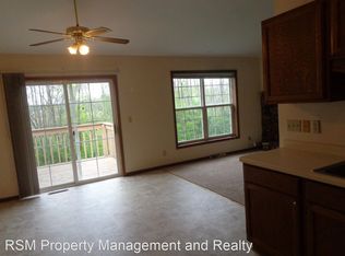 3413 Stanford Ln, West Bend, WI 53090