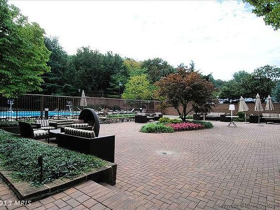 4th image of 10101 Grosvenor Pl APT 1504