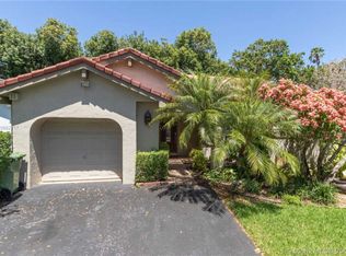 2016 Sacramento, Weston, FL 33326