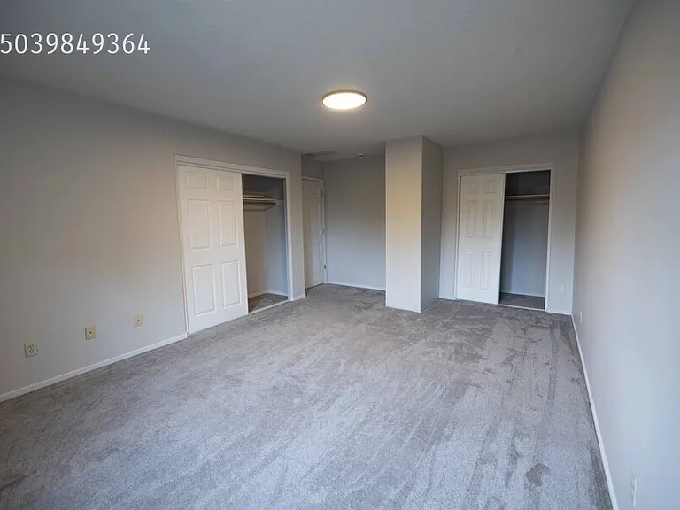 401 S Main St #9 — Photo 1