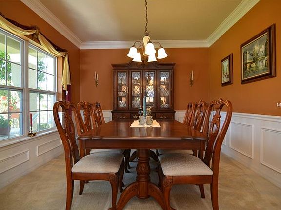 3rd image of 12845 Hyland Ln