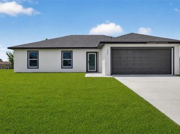 702 Carbon ST E, LEHIGH ACRES, FL 33974