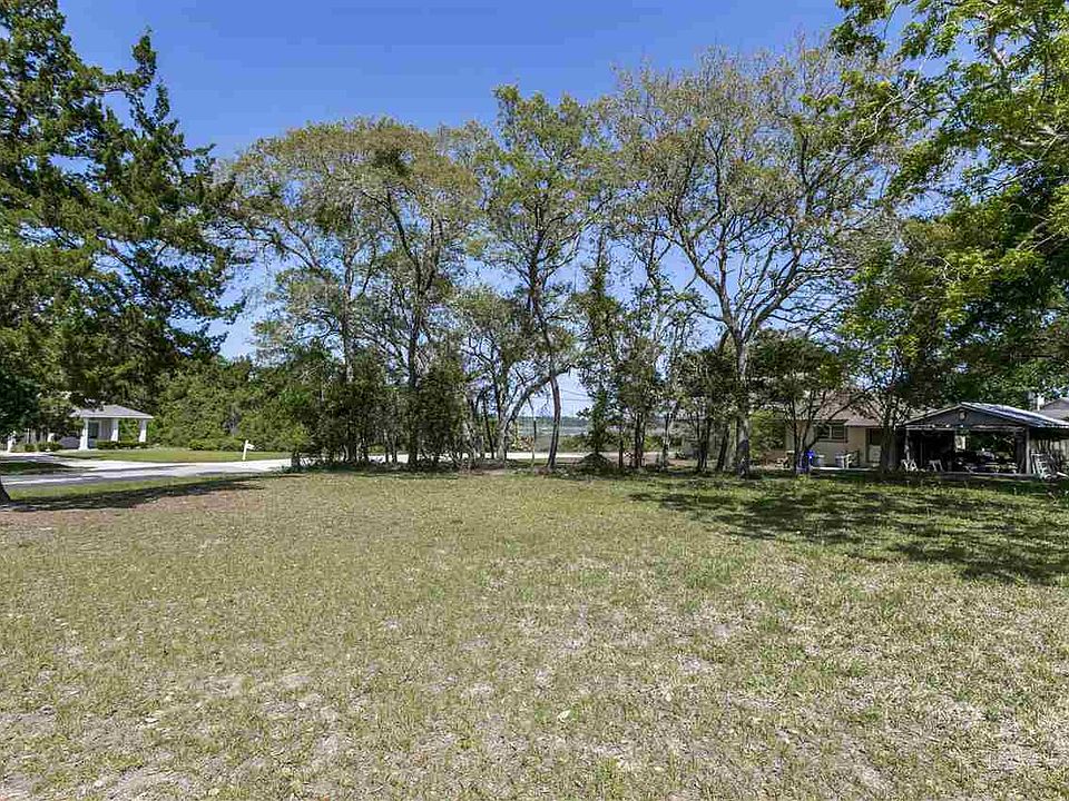 1st image of 602 Shore Dr