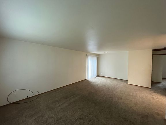 5th image of 1910 E Park Ln #A-b