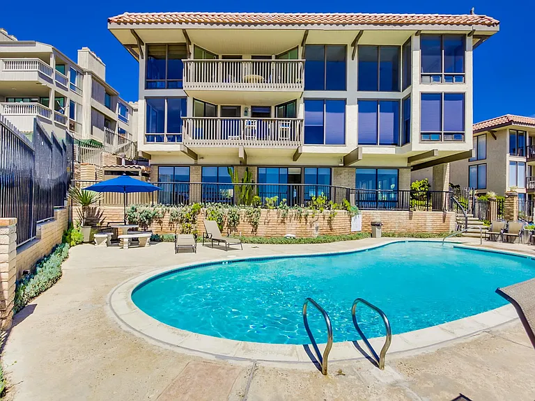 190 Del Mar Shores Ter #65 — Photo 19