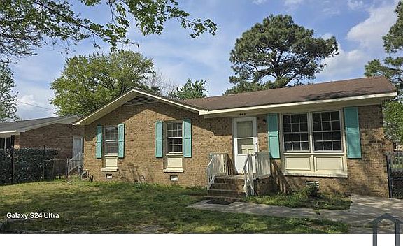 2nd image of 605 Griffin St