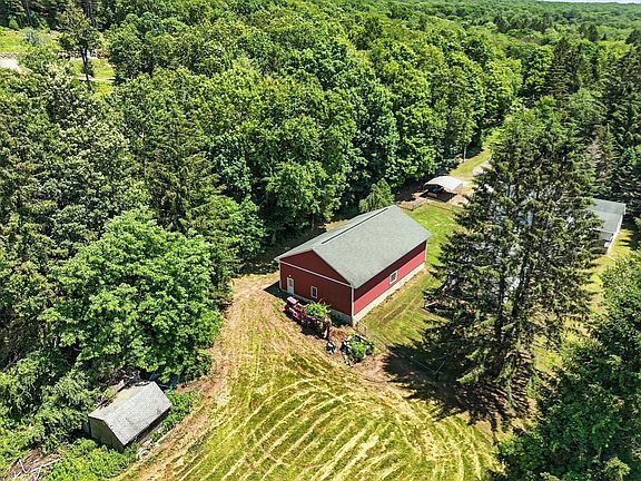 5th image of 285 Lower Hampden Rd