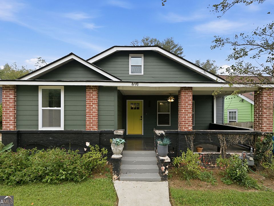 1st image of 691 Florence Pl NW