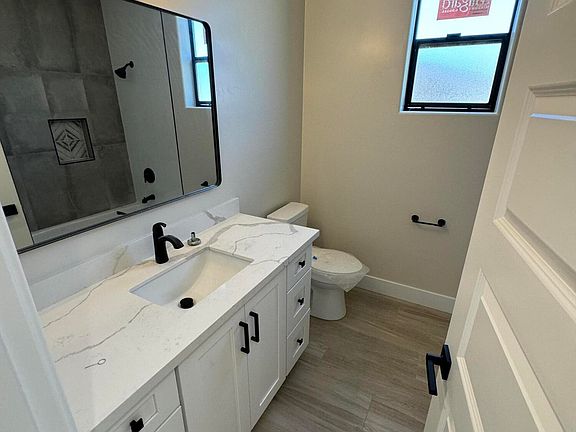 5th image of 3471 Shawnee Ln