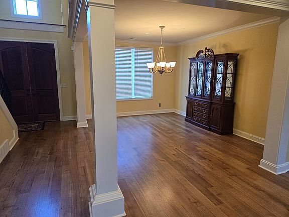 5th image of 3055 Poplar Grove Ln