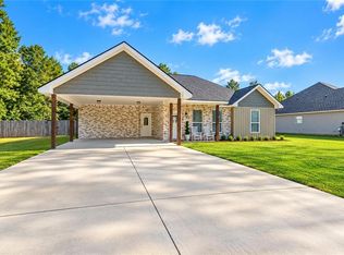 20439 Egret Rd, Ponchatoula, LA 70454