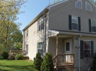 20 Leedham St, Attleboro, MA 02703
