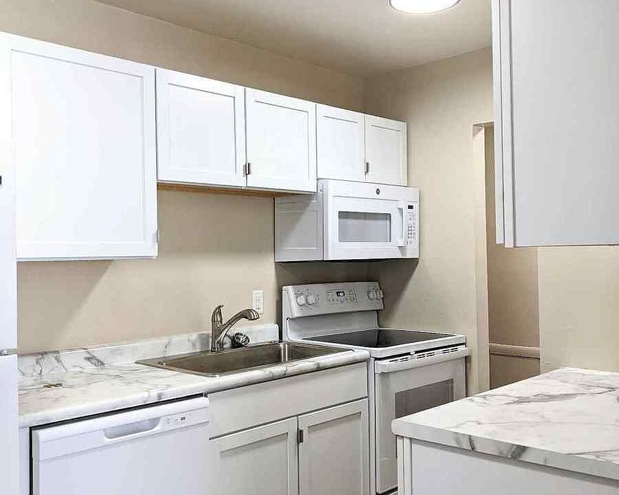 1st image of 2266 Duluth St N APT 203