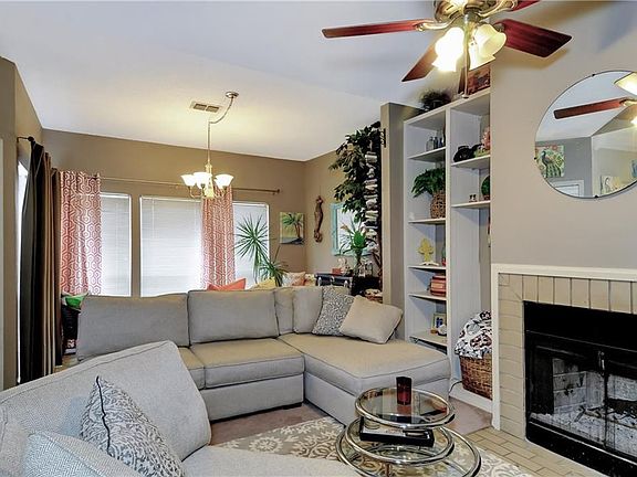 5th image of 135 Summer Place Cir