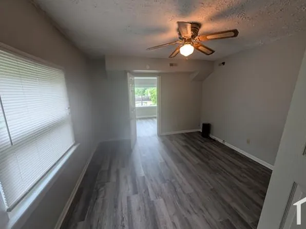 608 W Highland Ave #1, Ravenna, OH 44266