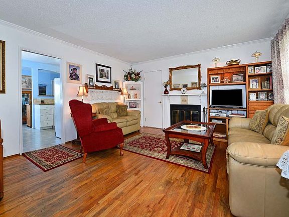2nd image of 1841 49th St