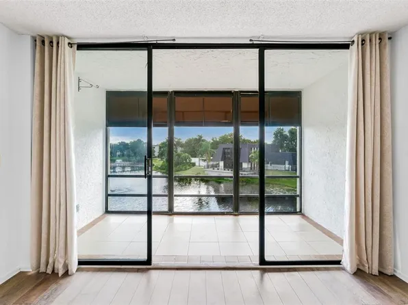 14130 Rosemary Ln APT 4304, Largo, FL 33774