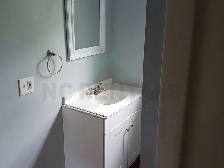 436 Barbara Jane Ave — Photo 10