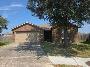 6910 Iris Ct, Baytown, TX 77521