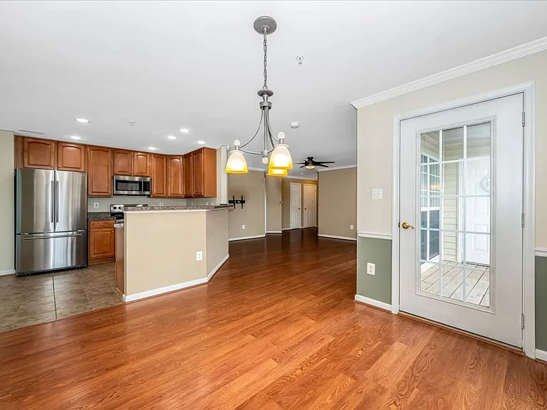 2501 Hemingway Dr #2A — Photo 9